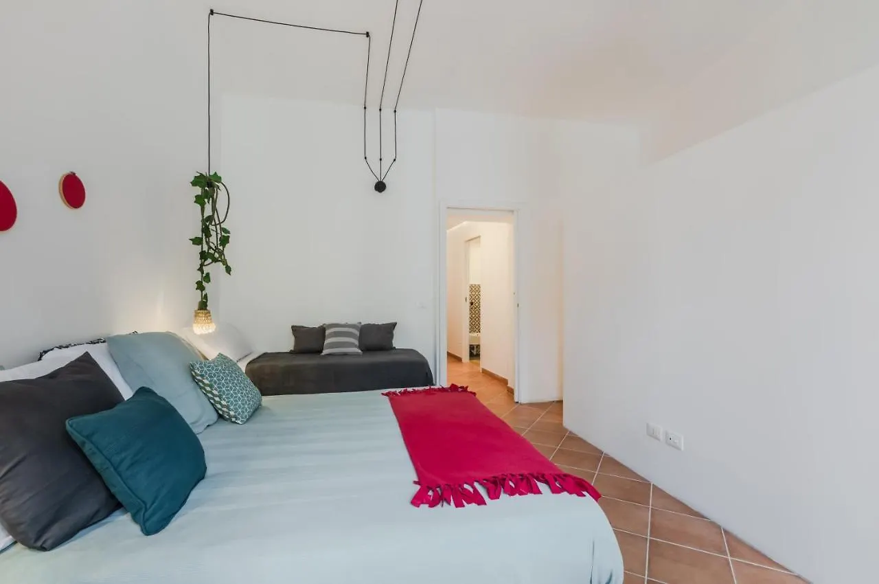 Ballaro Cozy Apartment With Balconies Palermo