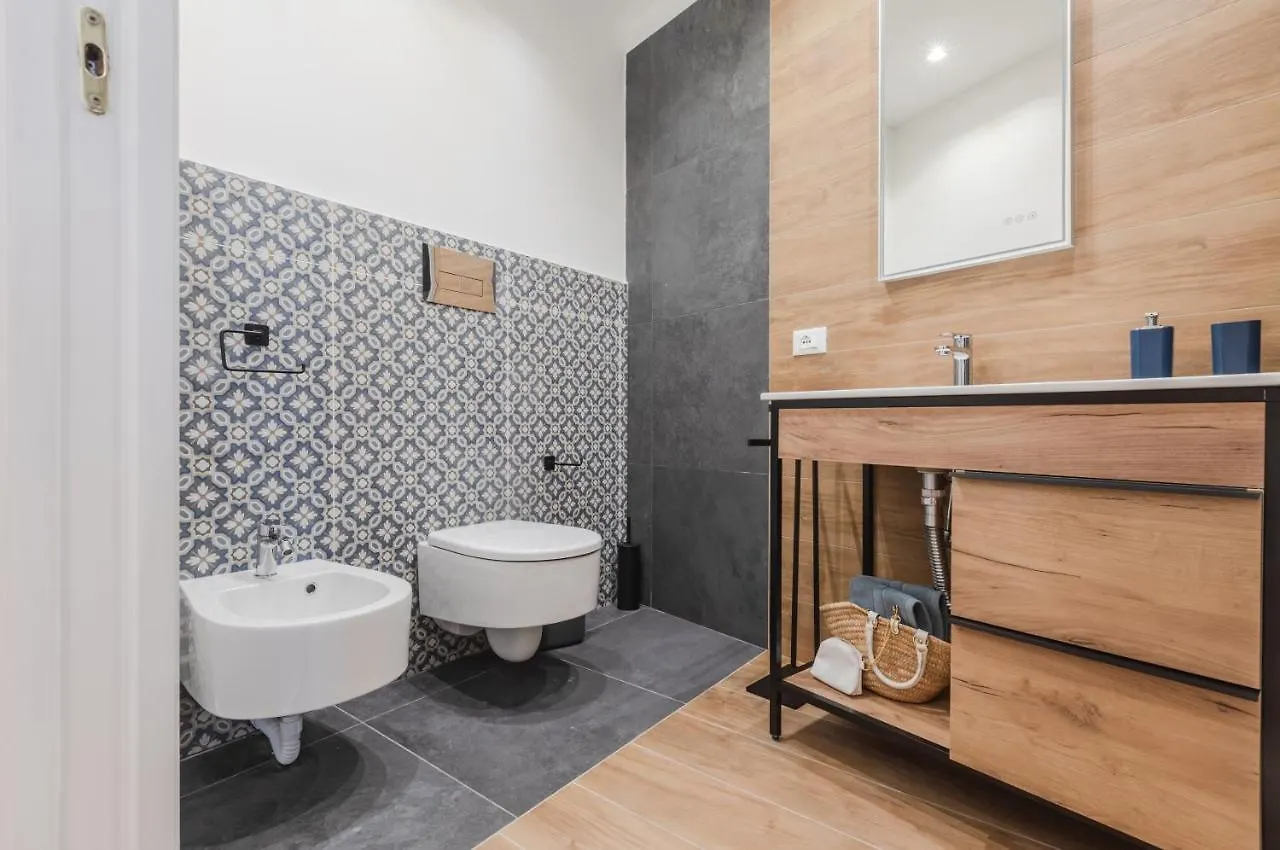 Ballaro Cozy Apartment With Balconies Palermo 0*,  Italy